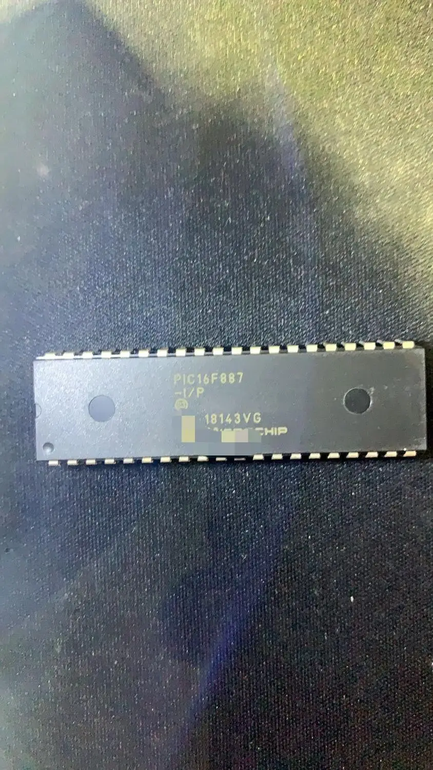 10 шт./лот PIC16F887 PIC16F887-I/P DIP-40