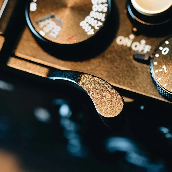 Metallo Pollice In Slitta-Up Slitta Thumb Up Grip Copertura Hotshoe Made Staffa Maniglia Fibbia Per Fuji Pellicola Fuji X100F X100T