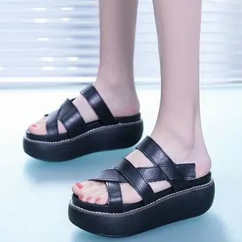 

Slippers Women Summer Big Size 35-43 Sandals Woman Flat Platform outdoor Flip Flops Woman Slippers Women Leather Slides 2021