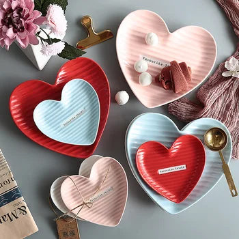 

Heart-shaped Ceramic Plate Tableware Jewelry Trinket Dish Creative Design Tray Food Tableware Set Nordic Decorative Snack Plate