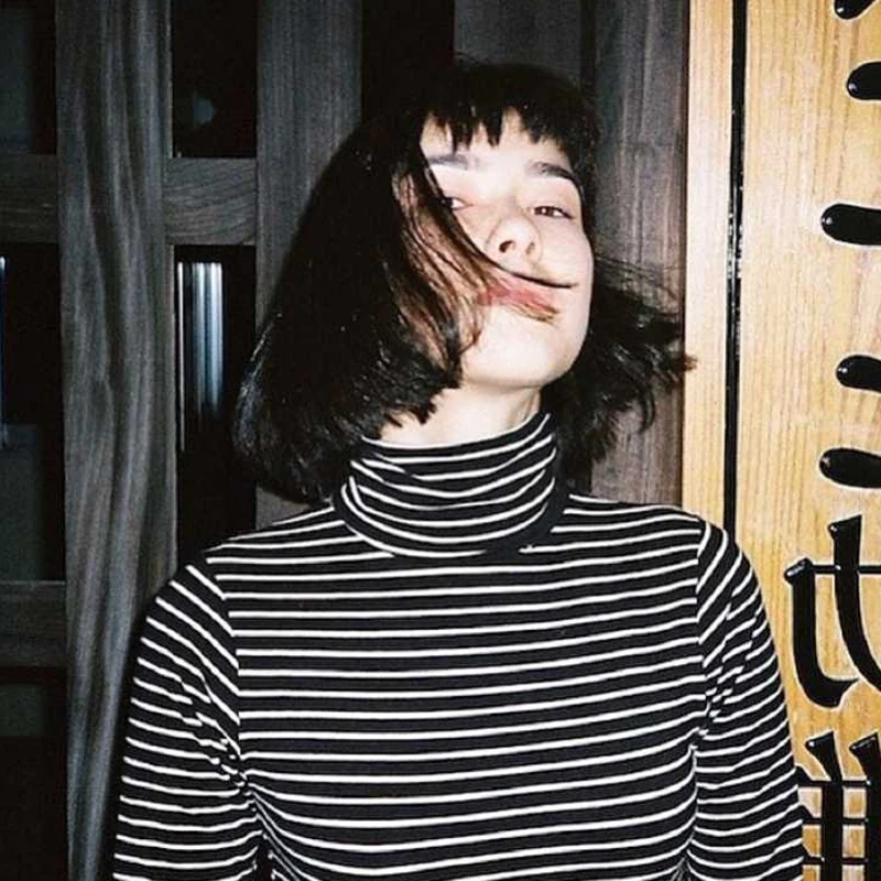 

High-neck striped bottoming shirt Slim long-sleeved T-shirt female loose college style autumn and winter ladies clothes