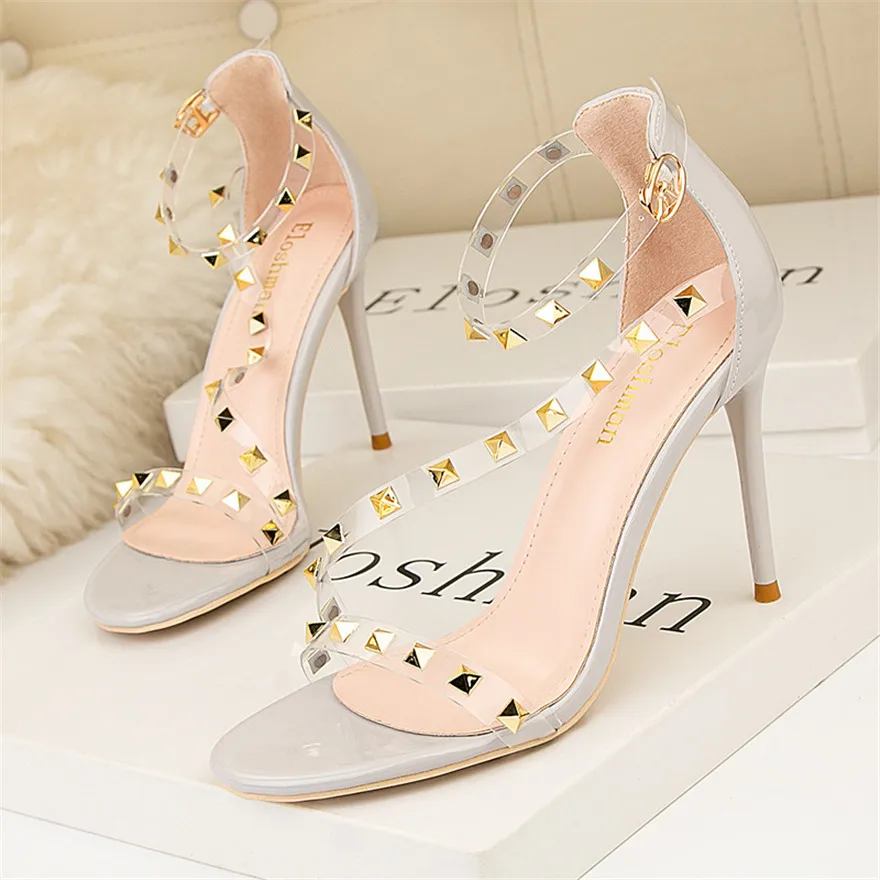 

Transparent Rivets Buckle Female Gladiator Sandals Summer Sexy Open Toe Patent Leather High Heels Shoes Women Party Dress Pumps