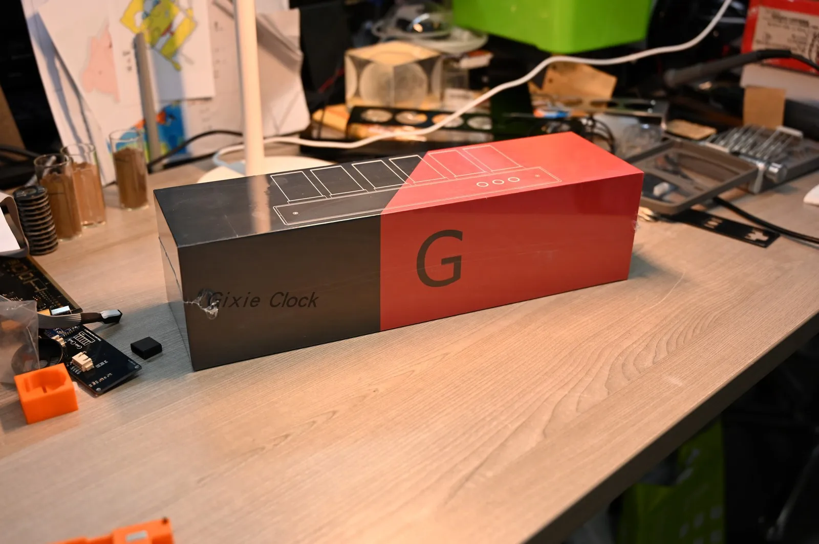 Luxury Nixie Tube Clock Wood Creative Digital Light Desk Clock Vintage Electronic Desktop Table Digital Watch Decor Gift Ideas