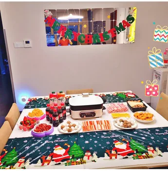 

Amazon New Style 2021 nian Christmas Section Rectangle Disposable Tablecloth Cartoon Christmas Desktop Decoration PE Tablecloth