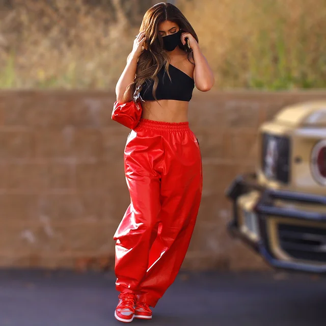 Kylie Jenner Red Varnished Leather Trousers Baggy High Waist Shiny Sweatpants  1