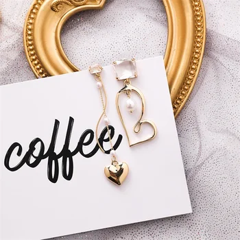 

New Products Irregular Metal Love Zircon Pearl Tassel Earrings Fashion Elegant Heart Shaped Asymmetrical Earrings Women Jewelry