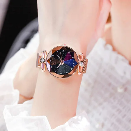 

Douyin Celebrity Style 2018 New Style Ladies' Watch Korean-style Diamond Set Star Surface Quartz Suction Magnet Mesh Belt Trend