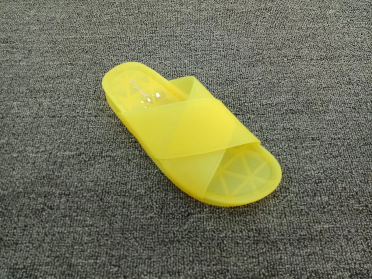 Женские шлепанцы; Новая прозрачная обувь из прозрачного пластика; мягкие женские шлепанцы на плоской подошве с бантом; женские пляжные шлепанцы - Цвет: Цвет: желтый