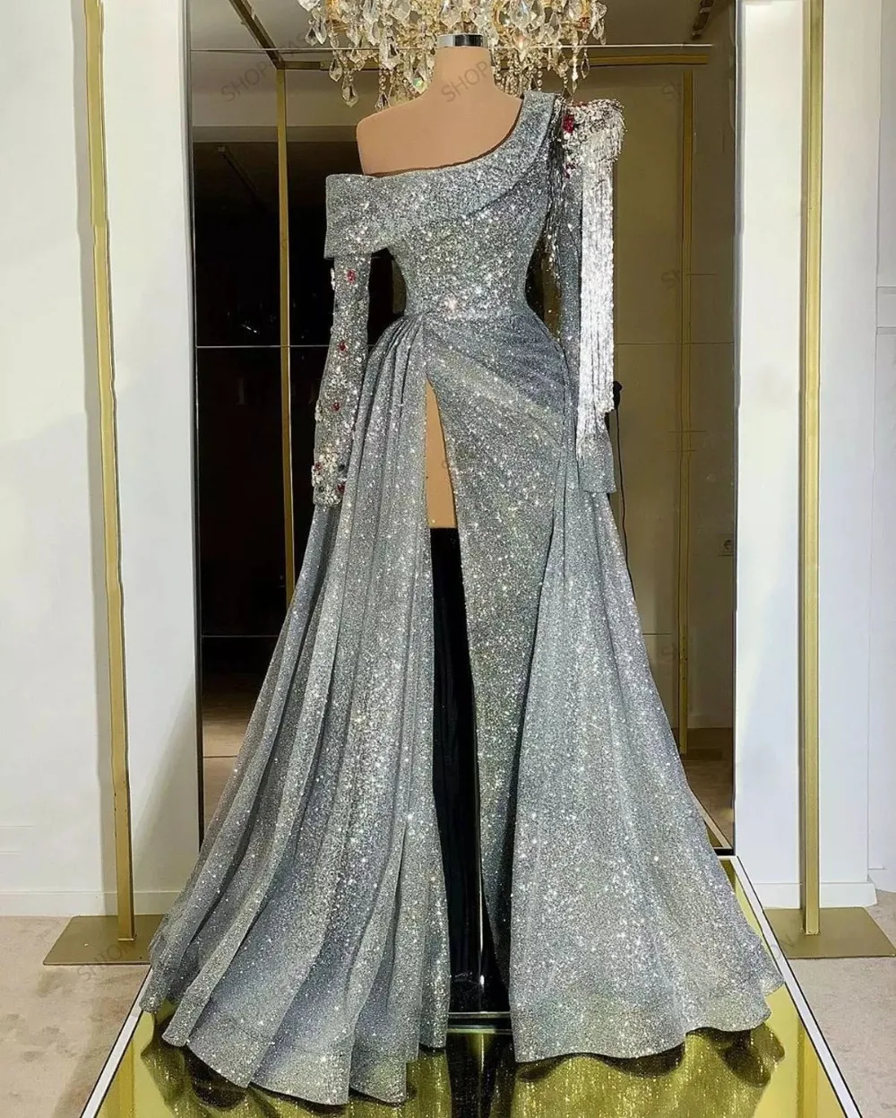 Glitter-Silver-Sequins-Prom-Dresses-Long-Sleeve-High-Split-Sexy-Crystals-Tassels-Long-Women-Evening-Gowns.jpg_Q90.jpg_.webp (1)