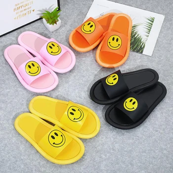 

Unisex Summer Slippers Flat Bottom Outdoor Beach Smiley Print Fashion Trend Soft Bottom Light And Comfortable Non-slip Sandals