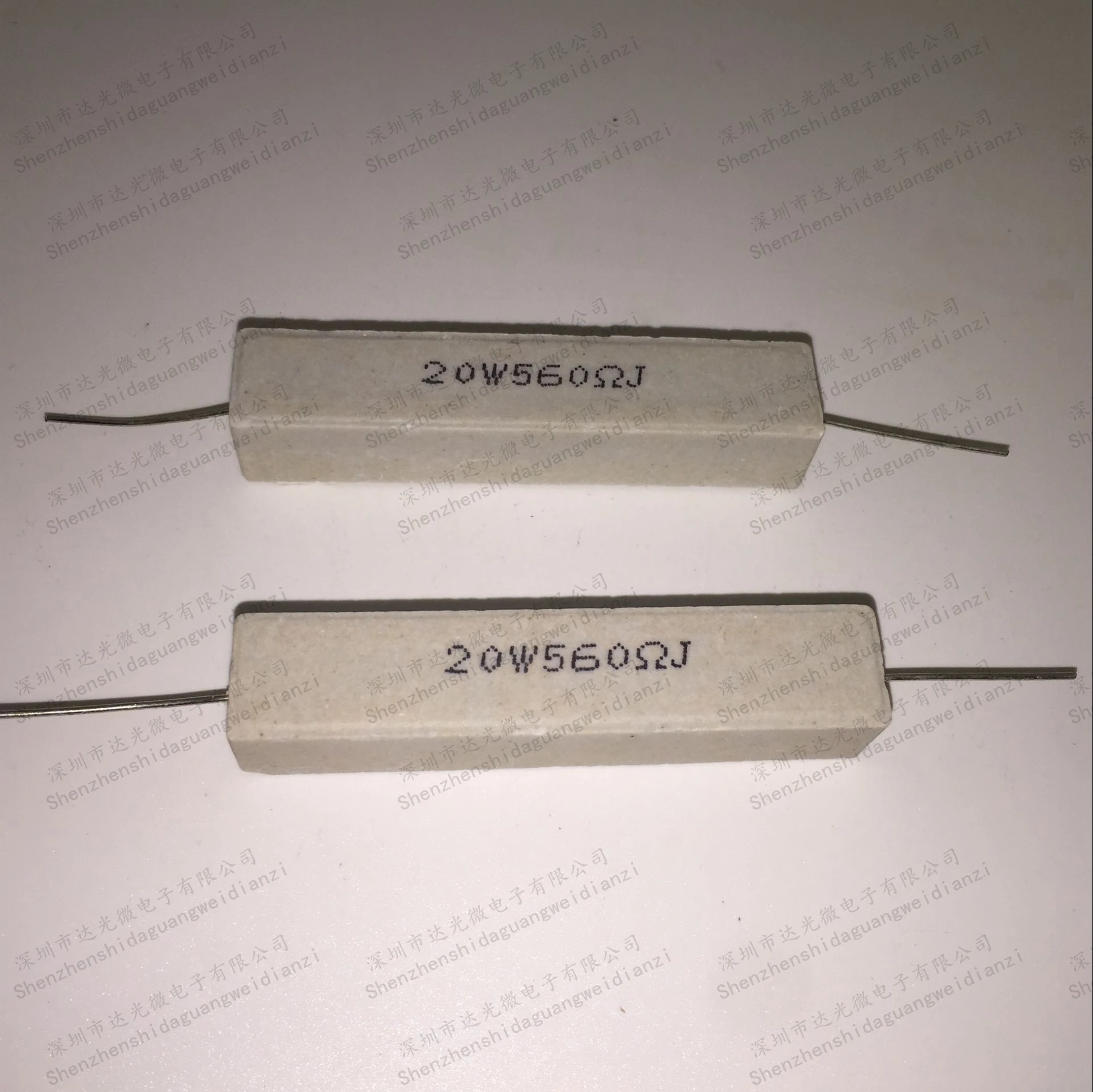 20W 560R цементный резистор 20W560ohm 560 J Керамический 5% 20W560RJ горизонтальный |