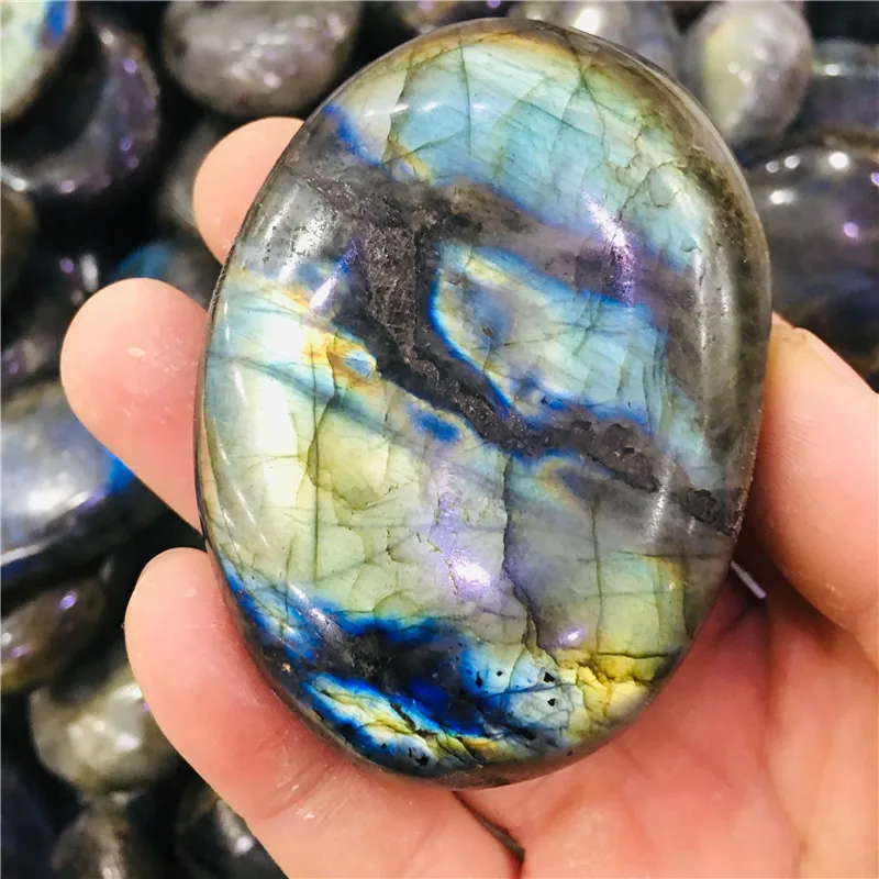 Crystals play. Crystals play