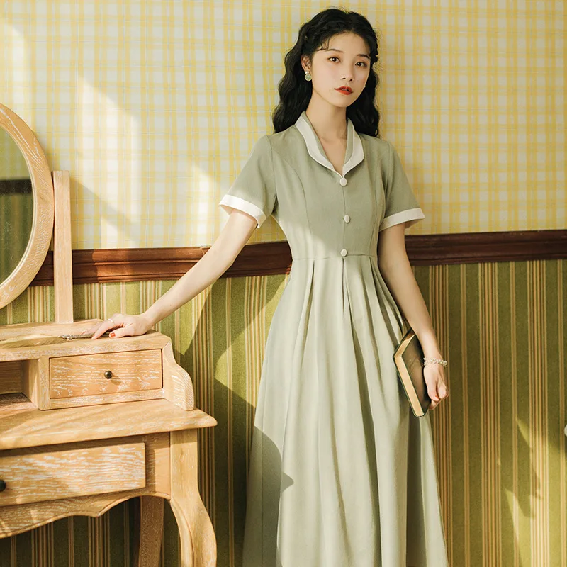 

2020 new fashion women's clothing Vintage dresses V-Neck dress