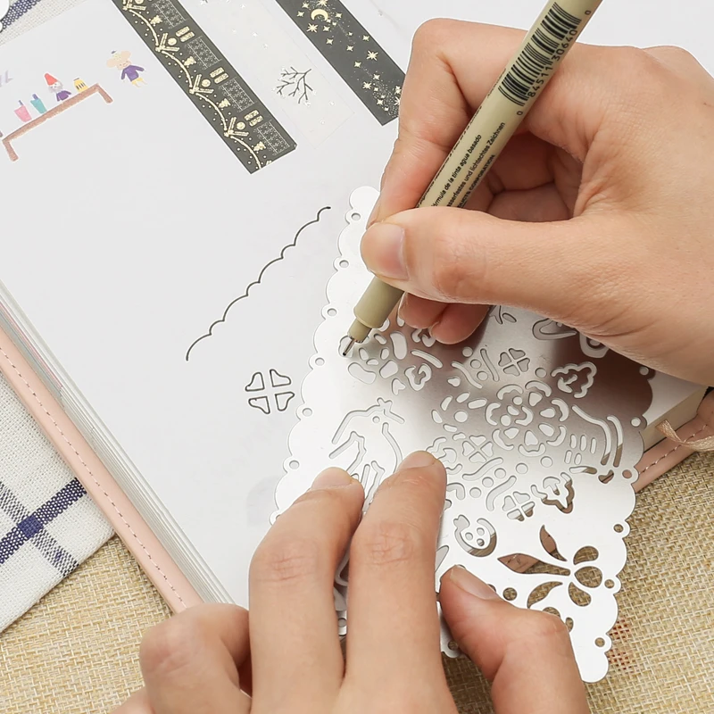 

Floral Fashion Hollow Out Metal Ruler Bookmark DIY Journal DIary Deco Gift 120mm*85mm