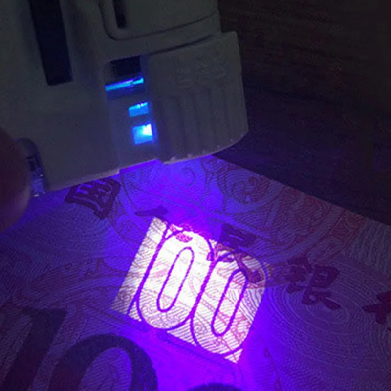 Universal Clip Microscope 60X LED Jewelry Magnifying Glass Focusing Adjusted Pocket Microscope with Cell Phone Clip UV Light