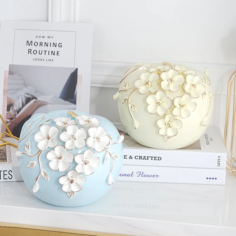 Designer Figurines Luxury Fashion Home Decor Ceramics Figurines Modern