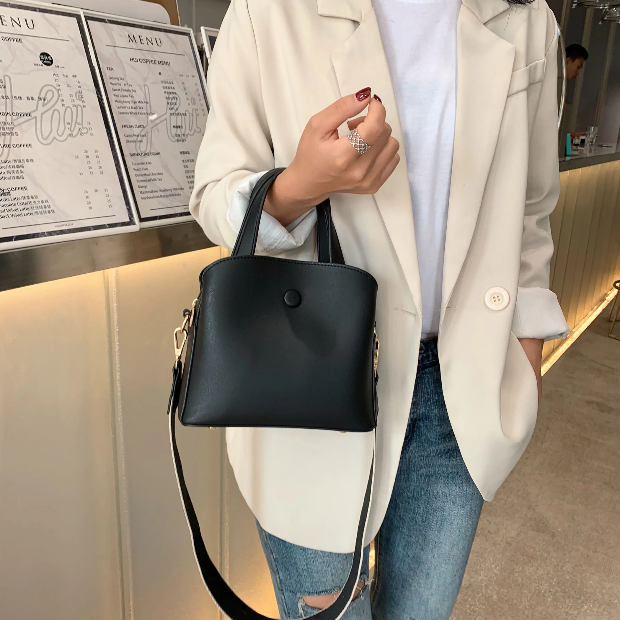 Kopen Kleine PU Lederen Crossbody Tassen Voor Vrouwen 2019 Contrast Kleur Schouder Tas Dame Ontwerp Brief Riem Tote Handtassen