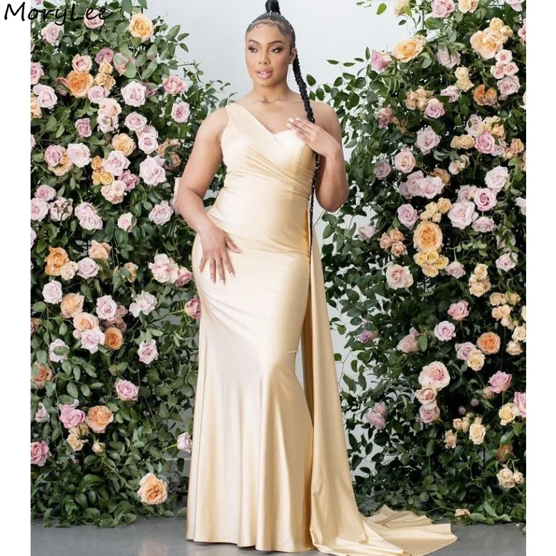 

Champagne Bridesmaid Dresses One Shoulder Mermaid Bridesmaid Dresses Floor Length Silk Satin Wedding Party Bridesmaid Gowns