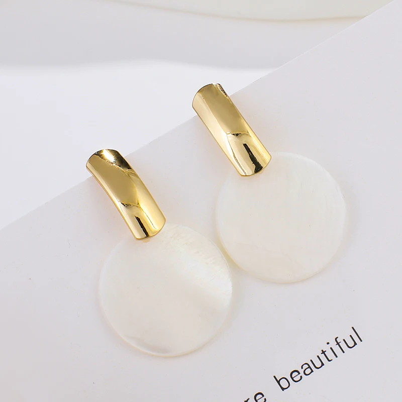

AENSOA Bohemia Original Shell Drop Earrings For Women New Design Long Alloy Head Round Shell Pendant Earrings Fashion Jewelry