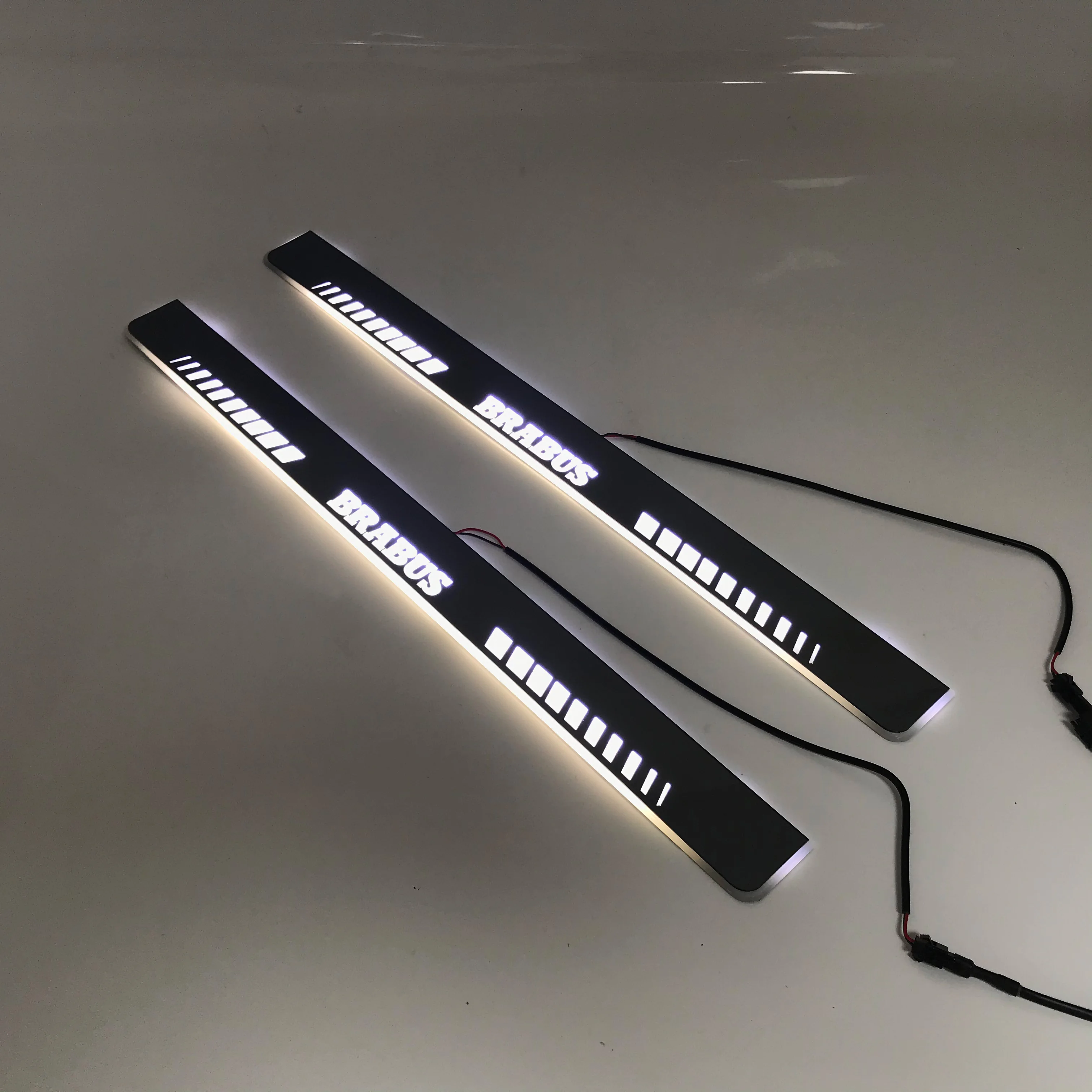 

Led moving door scuff for Smart 451 special-purpose dynamic door sill plate welcome lamp lining overlay Flow/fixed light