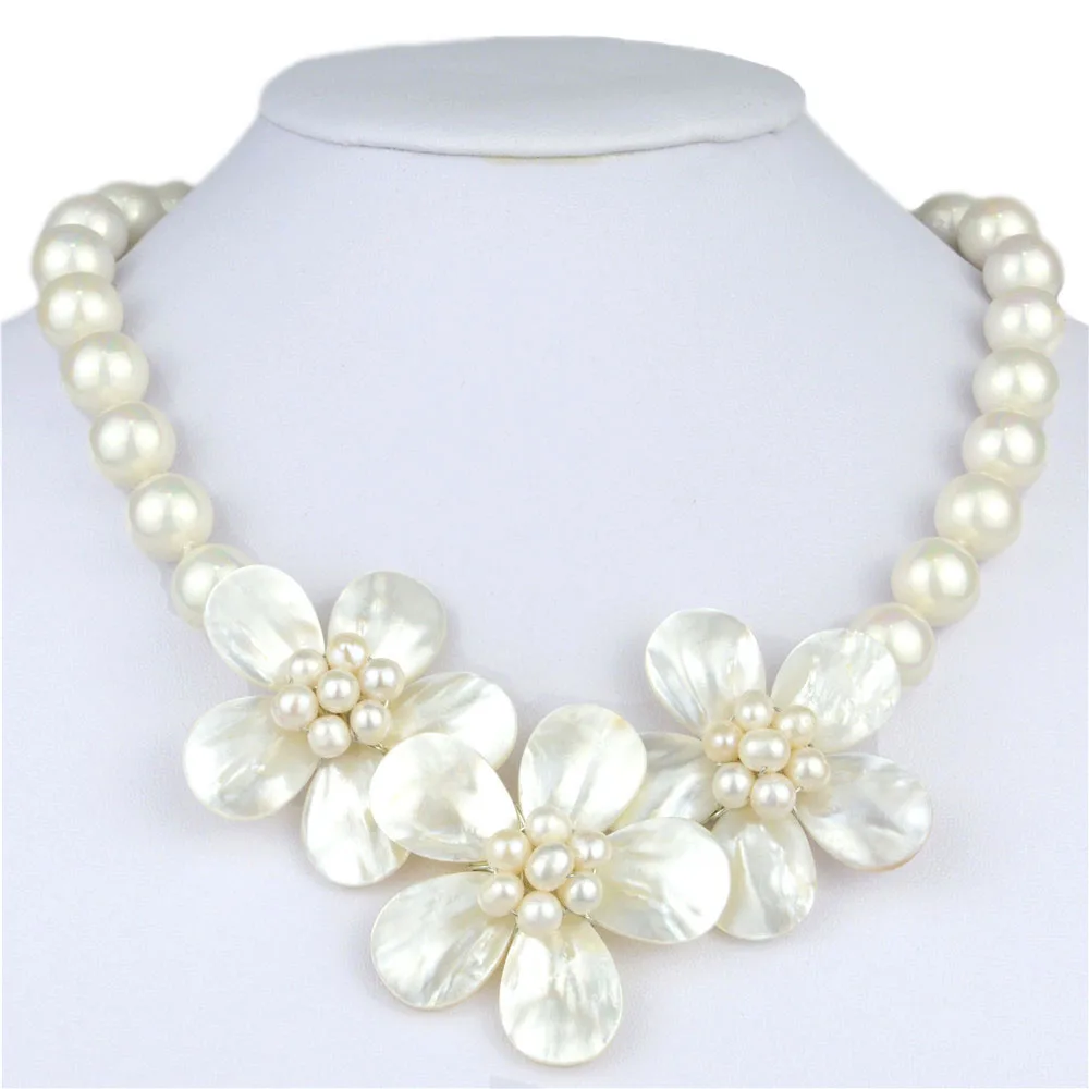 

New Beads Natural Freshwater Pearl White Shell Flower Necklace for Women Statement Bib Wedding Party Choker Necklace Accessories