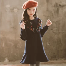 Флисовое осенне-зимнее платье с длинными рукавами для девочек-подростков; модные хлопковые платья для девочек; Рождественская Лоскутная Одежда для детей