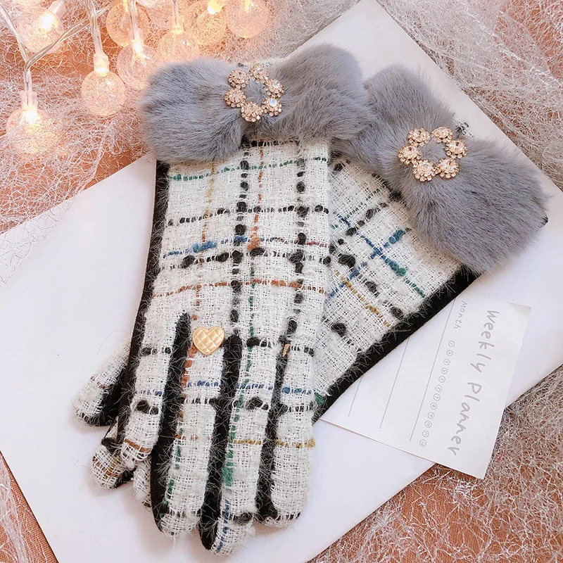 Korean women's gloves black and white houndstooth gloves warm points gloves Czech diamond rhinestone ladies