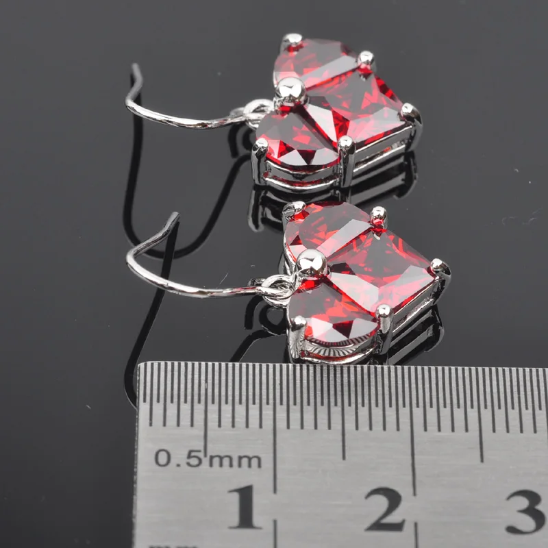 Женский комплект украшений серьги/кулон/ожерелье/кольца с красным кубическим