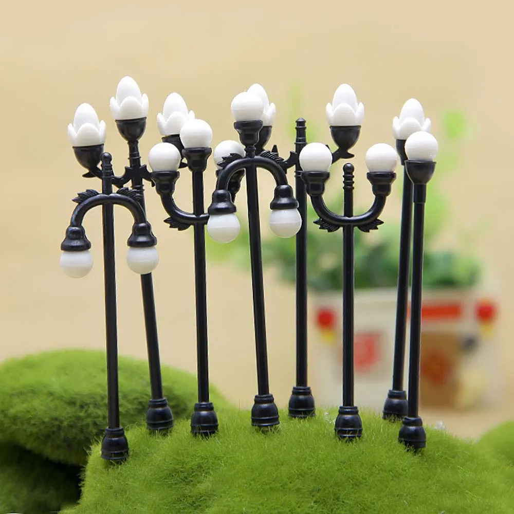 Ornament Crafts Miniature Ornament Miniature Lamp Craft Vintage DIY Miniature Lamp Creative Garden Home Decoration Mini Artificial Micro Landscaping For Handmade Accessories