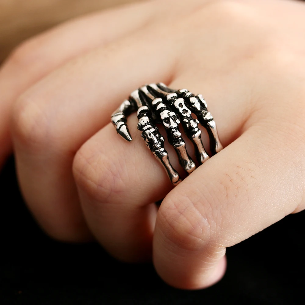 1Pc Stainless Steel Skull Rings Gothic Vintage Hand Bone Rings Punk Hip Hop Men Jewelry Fashion Accessories stainless steel ring finger ring