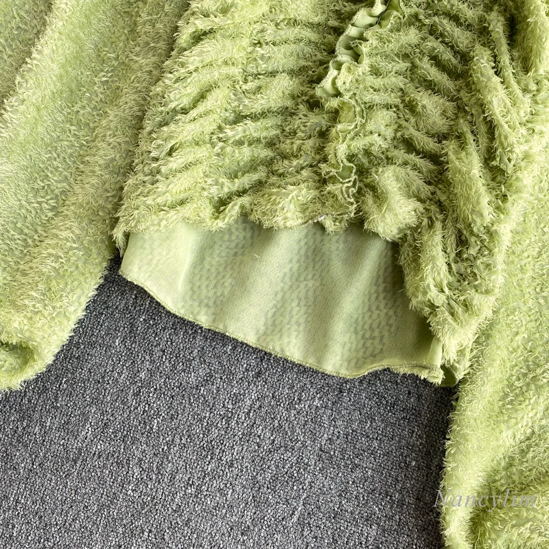 Soft Blouse for Women Autumn New Pleated Slim Fit V Neck Puff Sleeve Shirt Female Cropped Blusas Tops New