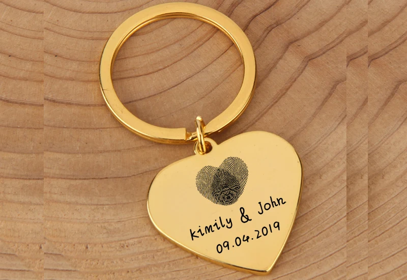 Heart Shaped Key Chain For Couple Name Date Customized Jewelry Fingerprinted Lover Anniversary Gift For Boyfriend Girlfriend