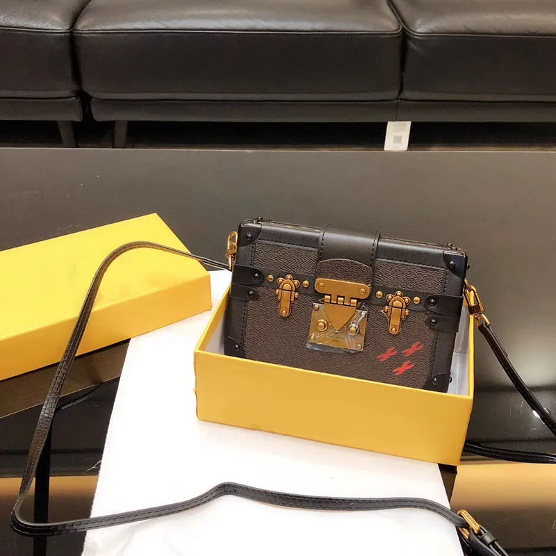 

high quality Luxury Brand Women Messager Bag Travel small bag Shoulder Bag Petite Malle Handbag Monogram Women Brown Lock bag