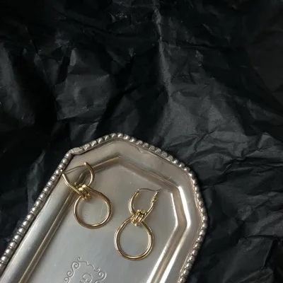 HUANZHI новое Золотое серебряное покрытие металлом индивидуальный шикарный дизайн простой галстук серьги-гвоздики для женщин девушек вечерние ювелирные изделия для путешествий - Окраска металла: C