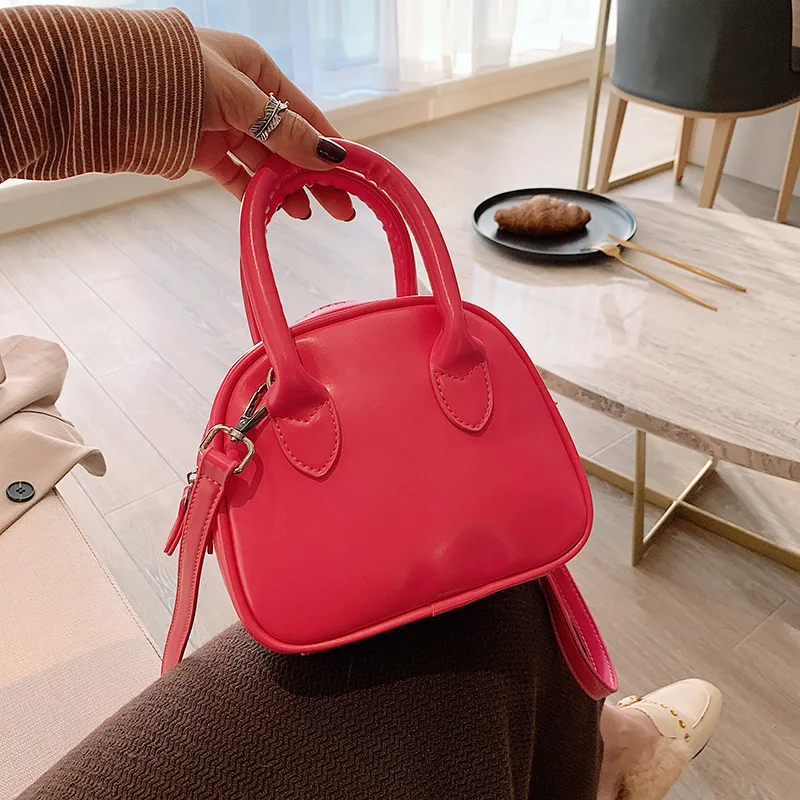 

South Korea Ins2019 Autumn And Winter Elegant Simple Retro Versatile Fresh Hand Square Sling Bag Shoulder Oblique Bag WOMEN'S Ba