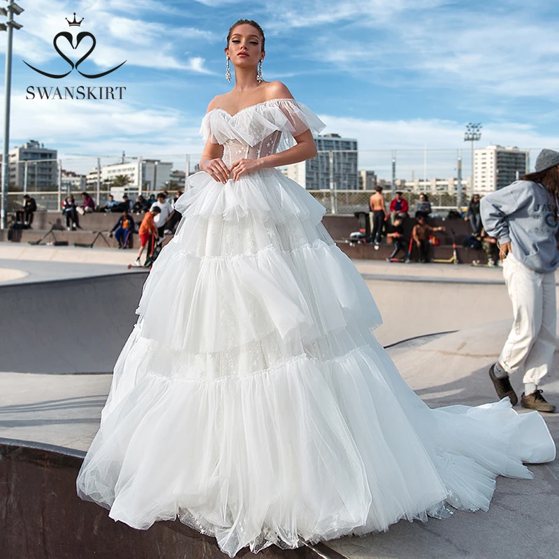 Романтическое бальное платье свадебное платье Swanskirt Милая Ruched Тюль свадебное платье со шлейфом Иллюзия Vestido de noiva F311