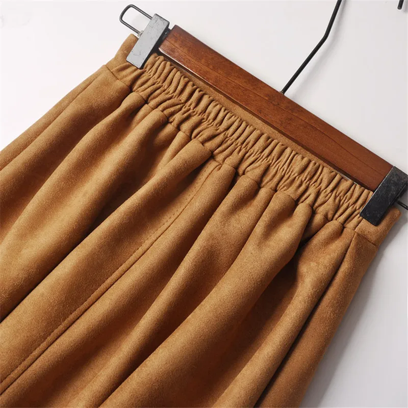 9215085821_1711759973 (1)