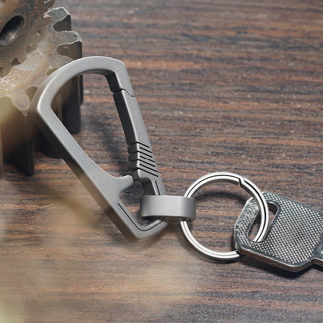 Брелок из настоящего титана для автомобиля мужской Сверхлегкий брелок EDC