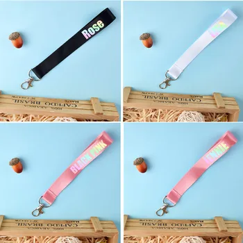 

Kpop BLACKPINK Laser name strip keychain Frabic laser flash zipper puller creative kpop key chains blackpink keyring Hang buckle