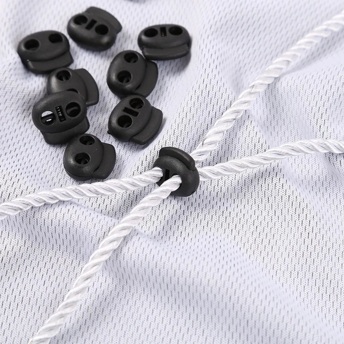 100pcs Black Plastic Hole Spring Cord Locks Toggle Stopper Sliders