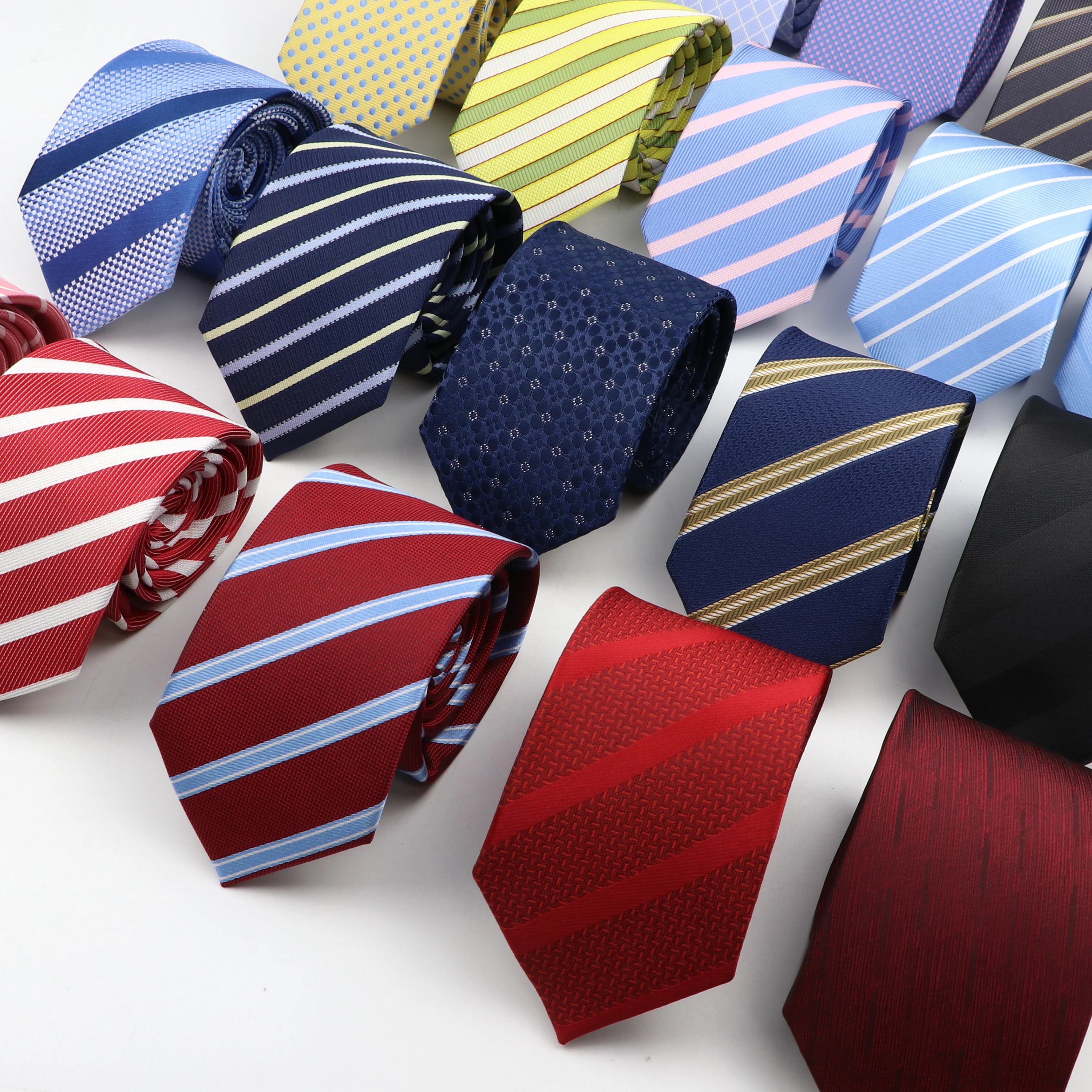 Tanie Nowy męski krawat klasyczny czerwony niebieski czarny stałe kolorowy pasek