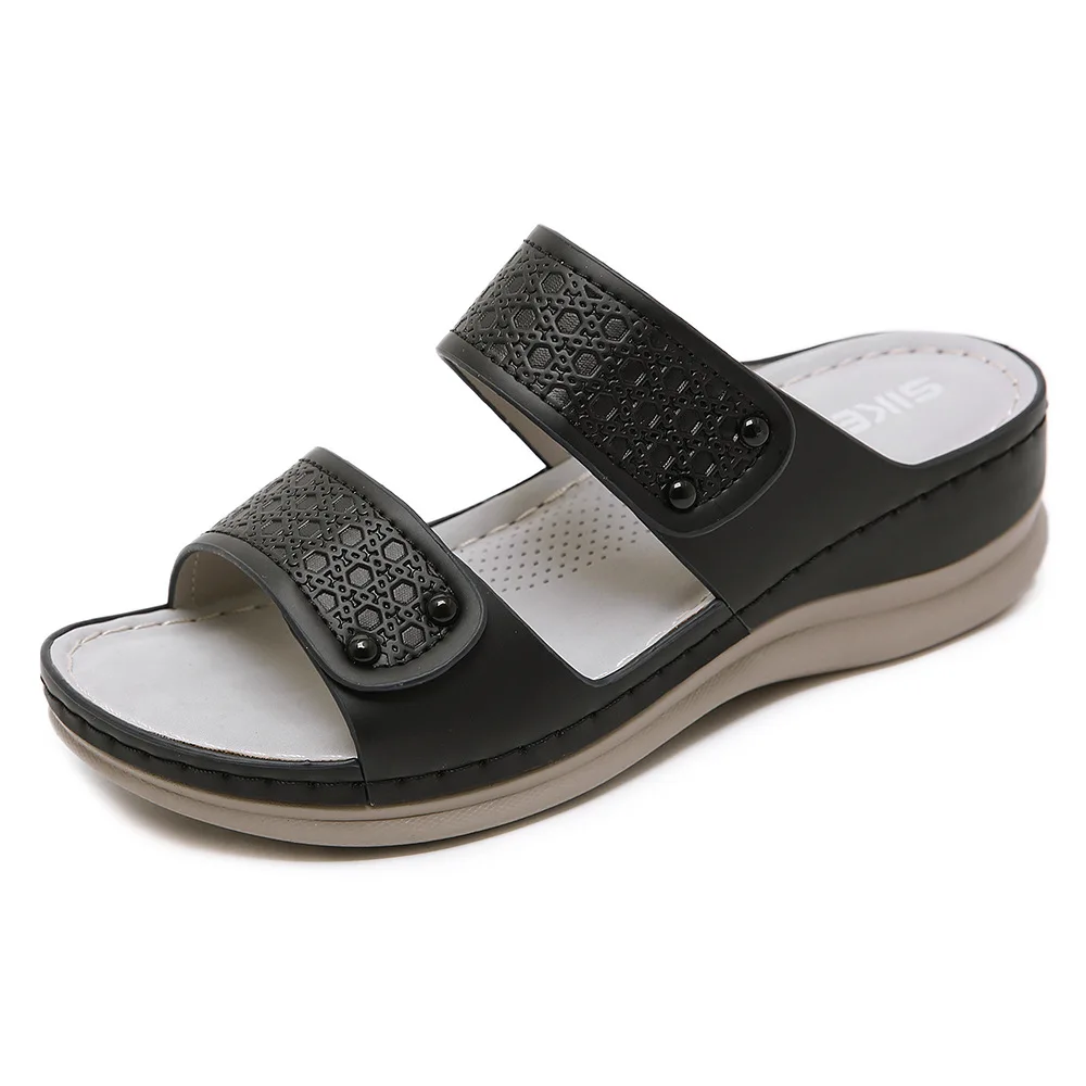 LIHUAMAO women slipper wedges ladies slides flip flops outdoor casual comfortable sandals - Цвет: Черный