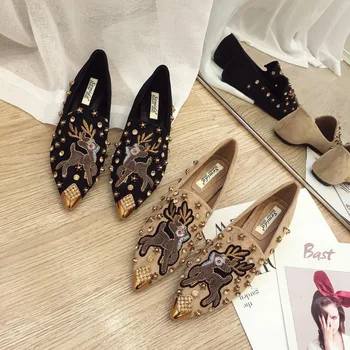 

All kinds of water drill, rivet, flat sole, pointed shoes, women's comfortable soft sole, one step on the tide