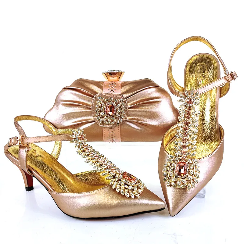 

Beautiful champange style women pumps with rhinestone decoration african dress shoes match handbag set MM1106,heel 7CM