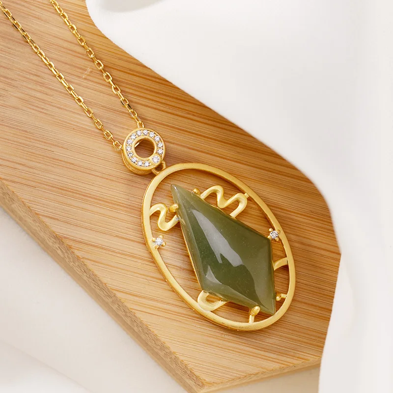 

S925 pure silver gold-plated Hetian jade Sapphire Diamond personality hollow women's sweater chain pendant set chain