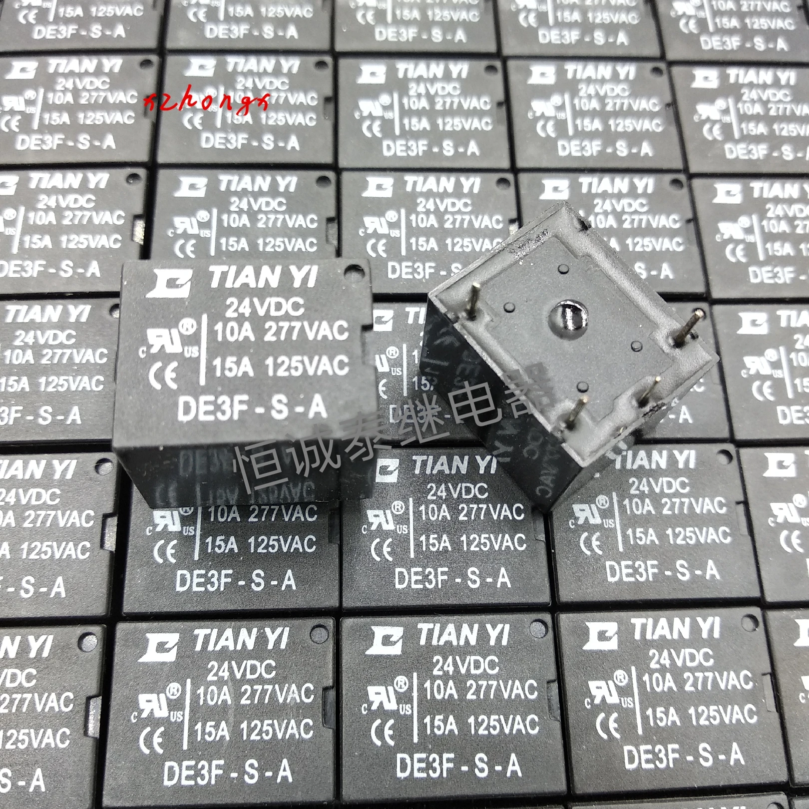 DE3F-N-A-12VDC 4-контактный разъем питания контакт реле 10A катушки 12V