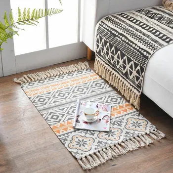 

Retro Bohemian Hand Woven Tassel Carpet Cotton Linen Bedside Rug Non-slip Washable Geometric Floor Mat For Living Room Bedroom