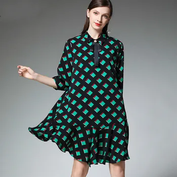 

LANMREM 2020 New Summer Chiffon Plaid Print Dress For Women Fashion Clothing Casual Loose Large Size Bow Dress Vestido ZA50006