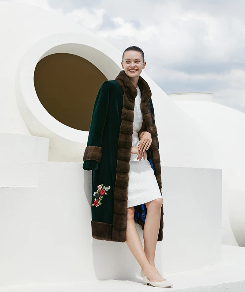 Ftangaiur Winter Import Velvet Mink Coat For Female Embroidery Slim Natural Fur Coat Women's X-Long Real Mink Fur Coats