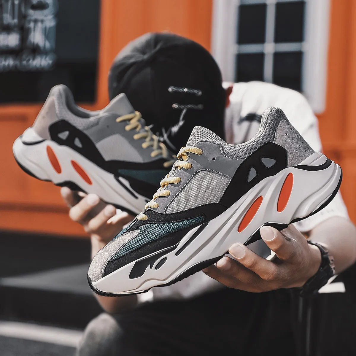 Мужская повседневная обувь Стильные дизайнерские кроссовки Цвет черный белый